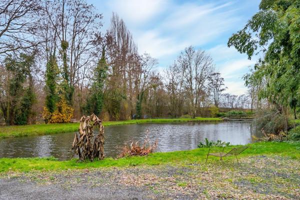 Maison à Saint-Jean-d'Assé, 72380 - 8 pièces 240m²