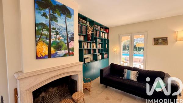 Maison à vendre 8 pièces 200 m² Aix-en-Provence