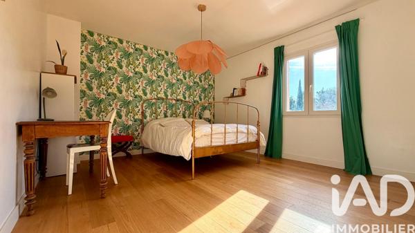 Maison à vendre 8 pièces 200 m² Aix-en-Provence