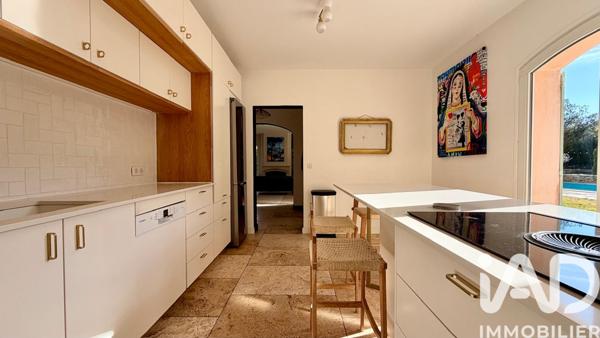 Maison à vendre 8 pièces 200 m² Aix-en-Provence