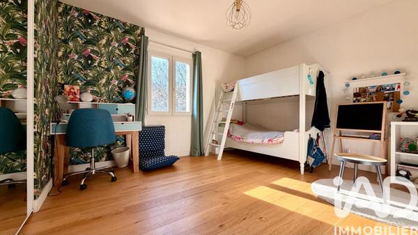 Maison à vendre 8 pièces 200 m² Aix-en-Provence