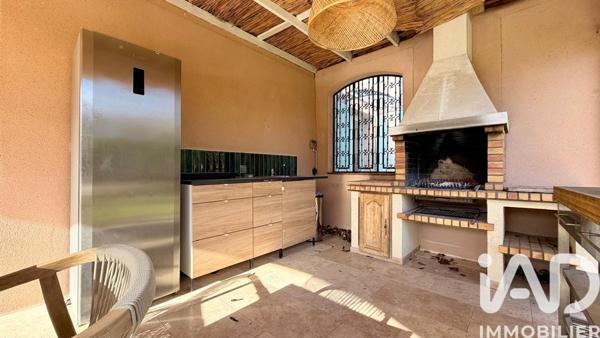 Maison à vendre 8 pièces 200 m² Aix-en-Provence