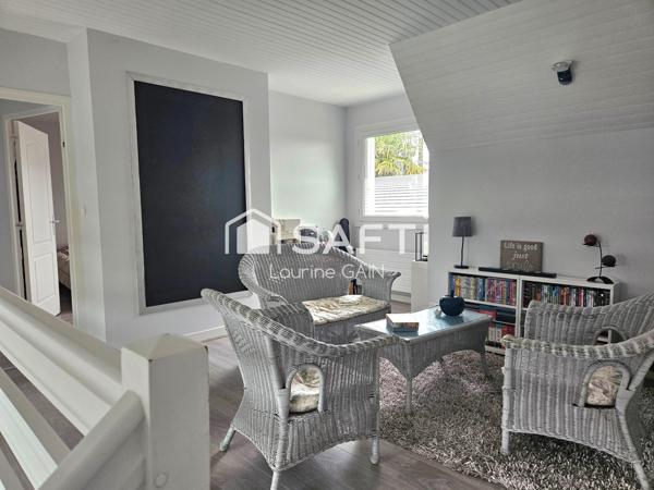 Maison lumineuse rénovée 151 m² – Plescop bourg