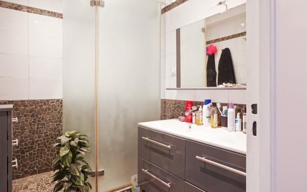 Appartement à vendre    3 pièces • 85,90 m2 Lyon 6