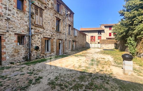 Immeuble de 266 m²
