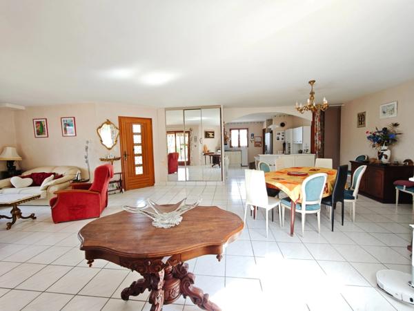 Maison à vendre 8 pièces AUBIERE (63)