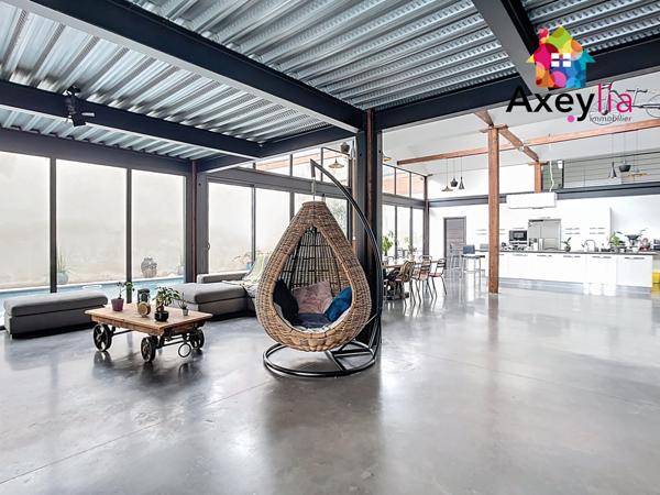 Roanne (42300) A VENDRE - ROANNE - LOFT HORS COPROPRIÉTÉ DE 240M2 AVEC 4 CHAMBRES, COUR, PISCINE, TERRASSE, GARAGE ET DÉPENDA