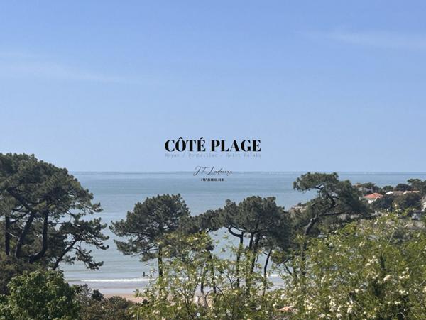 Vaux-sur-Mer (17640) VAUX-SUR-MER – Appartement rénové avec vue mer exceptionnelle face à la plage de Nauzan