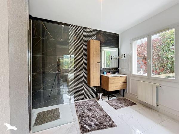 Maison 398 000 € Parentis-en-Born 5 p 150 m² DPE C
