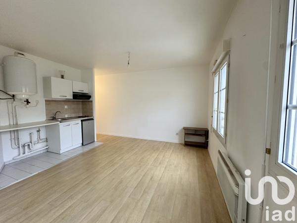Appartement à vendre 1 pièce 24 m² Brie-Comte-Robert
