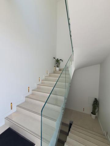 Marseille (13014) MARSEILLE 13014 - AVENUE ALEXANDRE ANSALDI - Locaux centre dentaire