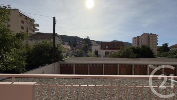 Appartement F4 à vendre  4 pièces - 99,44 m 2   GAP  - 05