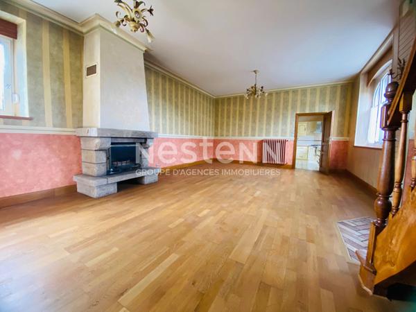 Élégante maison de ville avec véranda et jardin, à deux pas du centre de Châtelaudren