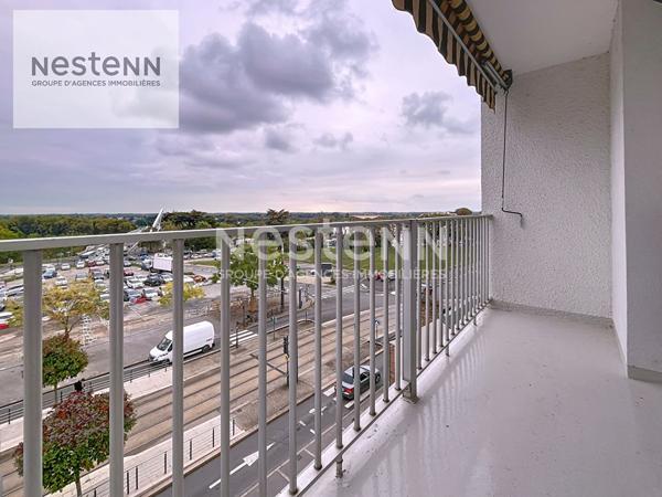 ORLEANS MADELEINE - SUPERBE APPARTEMENT VUE LOIRE - 105 m2 - PARKING - BALCON - ASCENSEUR - TRAM B