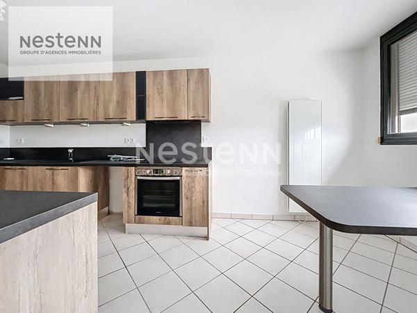 ORLEANS MADELEINE - SUPERBE APPARTEMENT VUE LOIRE - 105 m2 - PARKING - BALCON - ASCENSEUR - TRAM B