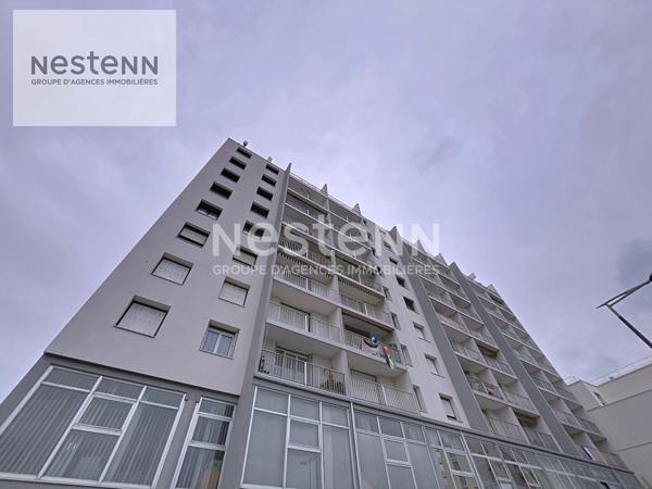 ORLEANS MADELEINE - SUPERBE APPARTEMENT VUE LOIRE - 105 m2 - PARKING - BALCON - ASCENSEUR - TRAM B