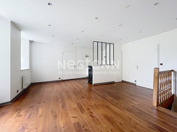 Coup de coeur assuré pour ce duplex rénové au centre de Guingamp !