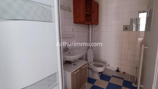 Location                                                      Appartement
                        
                     2 pièces                      47 m2                     à Lons-le-Saunier