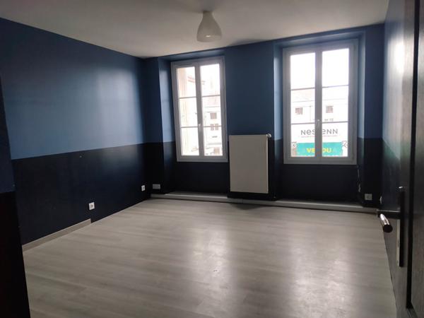 Maison de ville Puiseaux 115m2