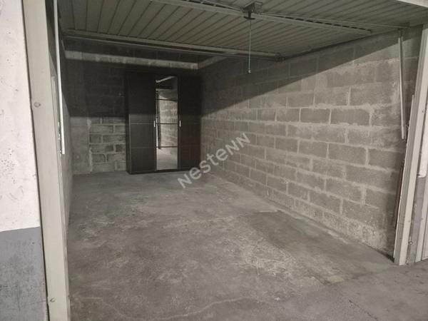 Suresnes - Carnot-Gambetta - Box fermé 14,28 m²