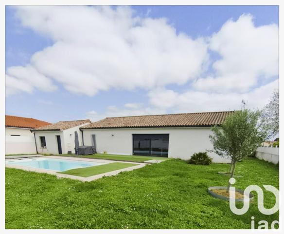 Maison traditionnelle 4 pièces de 135 m² à Fonsorbes (31470)