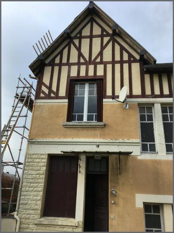 MAISON DE VILLE AVEC STUDIO ET GARAGE