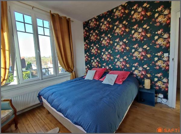 MAISON DE VILLE AVEC STUDIO ET GARAGE