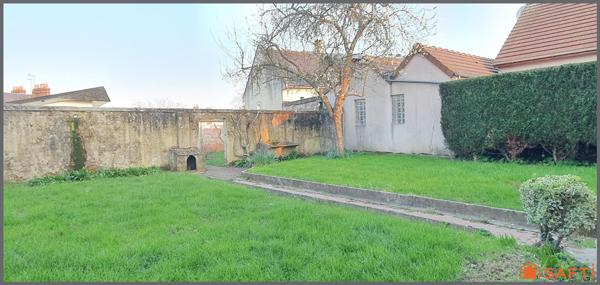 MAISON DE VILLE AVEC STUDIO ET GARAGE