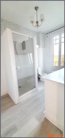 MAISON DE VILLE AVEC STUDIO ET GARAGE