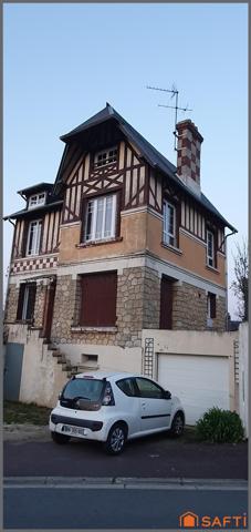 MAISON DE VILLE AVEC STUDIO ET GARAGE