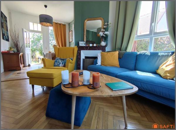 MAISON DE VILLE AVEC STUDIO ET GARAGE