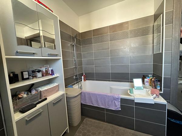 À vendre : Appartement T3 récent à Lucciana