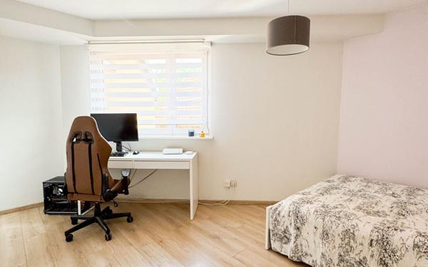 Appartement à vendre    3 pièces • 93 m2 Gries