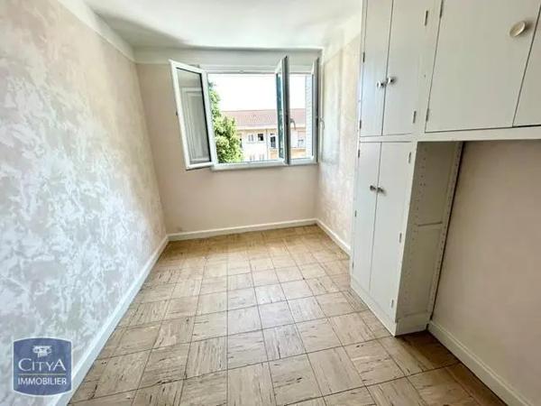 Appartement à louer 4 pièces 65.7m² Lyon (69005)