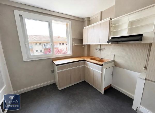 Appartement à louer 4 pièces 65.7m² Lyon (69005)