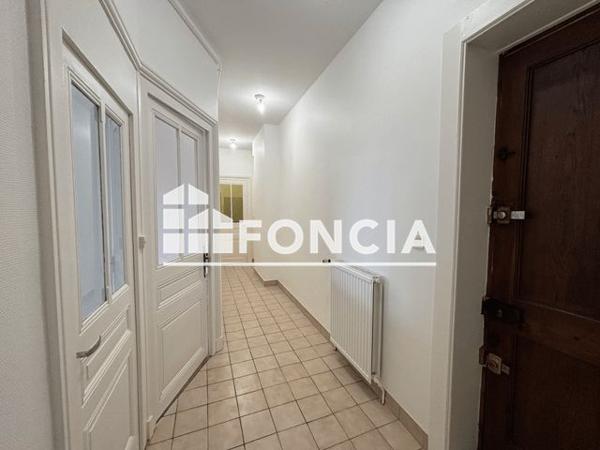 Location Appartement 2 pièces 60.5 m² - 156 BVD DE LA CROIX ROUSSE Lyon 69001