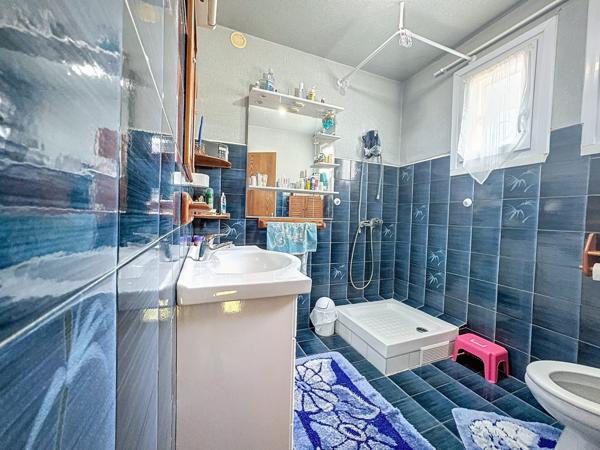 Vaste maison idéalement située sur 3000 m² (dont 2000 m² constructibles)