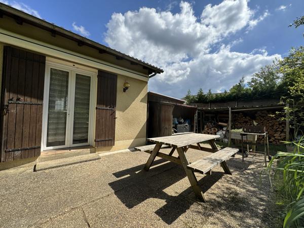 Vaste maison idéalement située sur 3000 m² (dont 2000 m² constructibles)