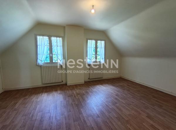 Maison à Questembert - Terrain de 3,2 ha sans vis-à-vis - 98 m² - 3 chambres