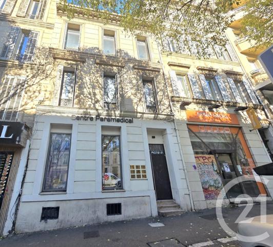 Appartement à vendre  6 pièces - 142 m2 MARSEILLE - 13006