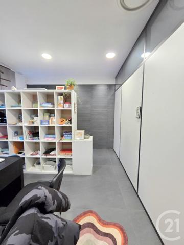 Appartement à vendre  6 pièces - 142 m2 MARSEILLE - 13006