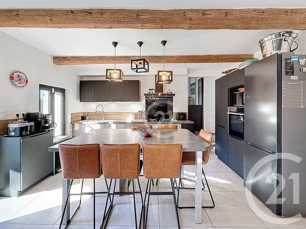 Maison à vendre  5 pièces - 143,53 m2 ST MARTIN DE CRAU - 13