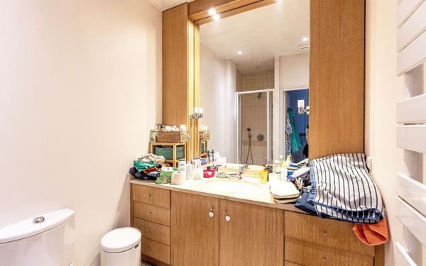 Appartement à vendre    3 pièces • 71,76 m2 Paris 14