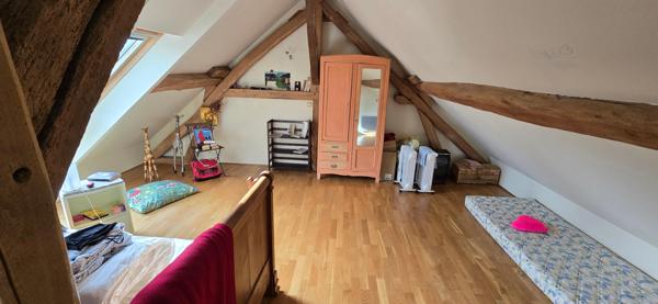 Maison ancienne , grand terrain + Dépendance Agglomération Filibus recherchée