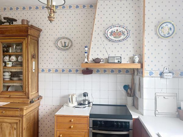 APPARTEMENT LUMINEUX AVEC ASCENSEUR, GARAGE ET CAVE