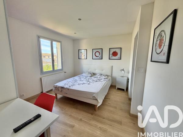 Maison à vendre 6 pièces 140 m² Nîmes