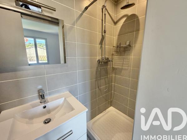 Maison à vendre 6 pièces 140 m² Nîmes
