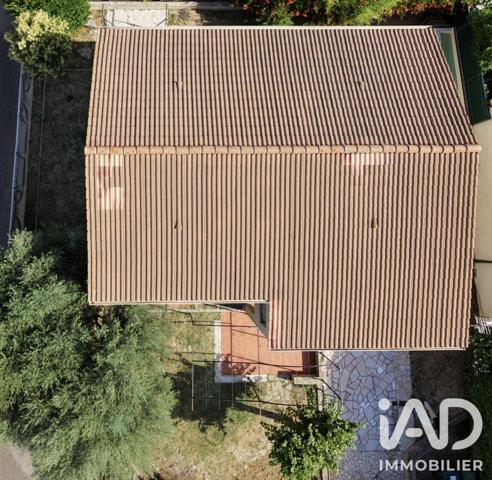 Maison à vendre 6 pièces 140 m² Nîmes