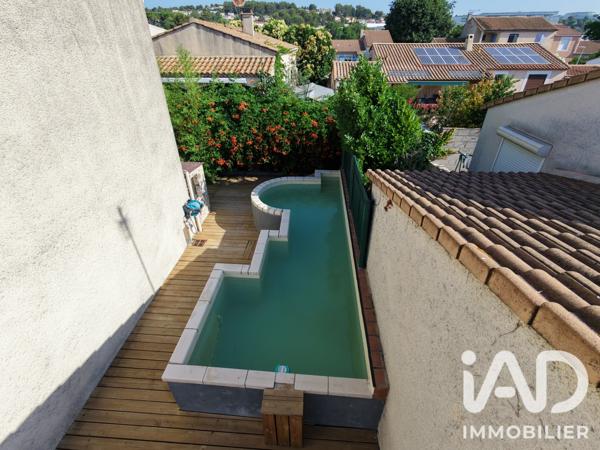 Maison à vendre 6 pièces 140 m² Nîmes