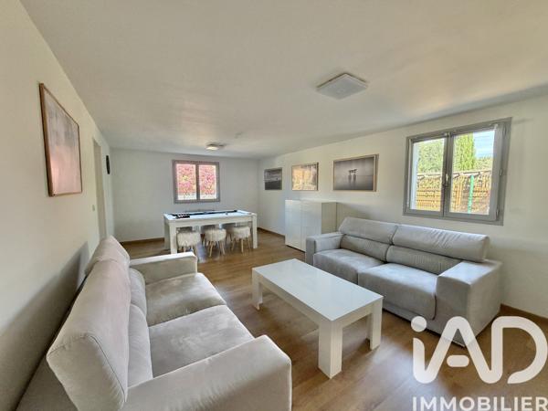 Maison à vendre 6 pièces 140 m² Nîmes
